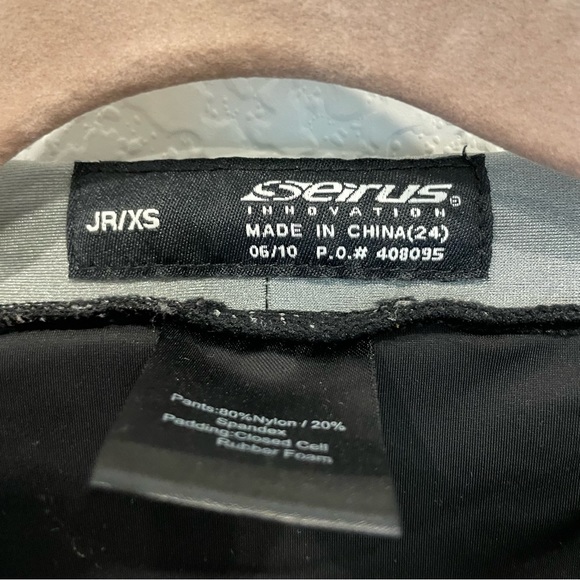 Seirus super padded shorts - Picture 2 of 5